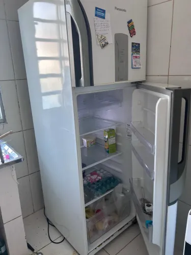 Geladeira -Ler a descrição
