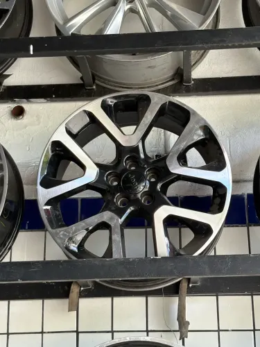 Roda Compass/Toro  aro 19 Black diamantada.