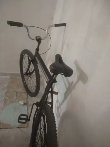 Vendo está bicicleta que dobra no meio 