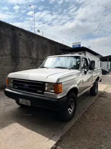 Ford F-1000 S. S. Diesel / S.s. Diesel Turbo 1994