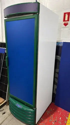 Geladeira Expositora vertical Metalfrio 572L