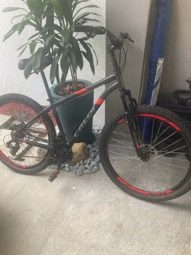 BICICLETA CALOI SUPRA T.17 ARO 29 CINZA