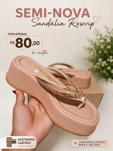 Sandálias semi-novas, Escada PE