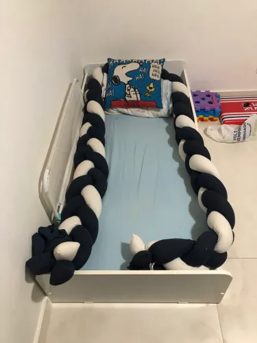 Cama montessoriana para criança com colchão
