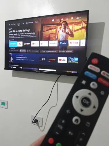 TV Aiwa Android 32 polegadas