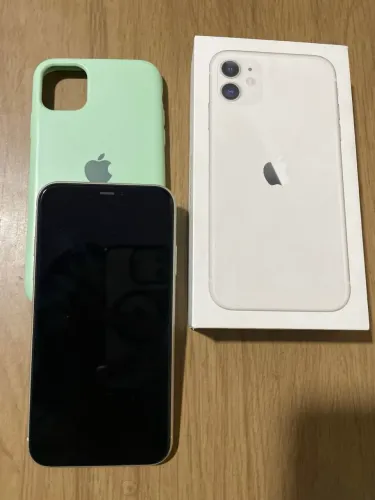 Para venda iPhone 11 normal 64g