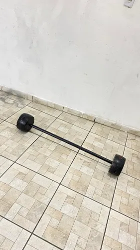 Barra de ferro Maciça com peso 40kg para exercícios