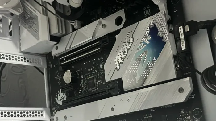 Kit upgrade i7 13700 + 64GB RAM + Asus Rog Strix B760