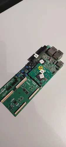 Placa base + placa codec ICIP 30