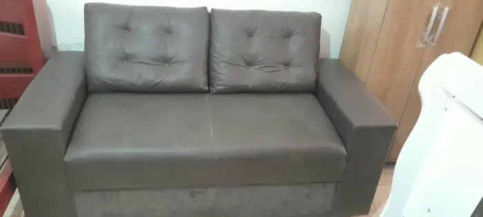 Sofá de 2 lugares