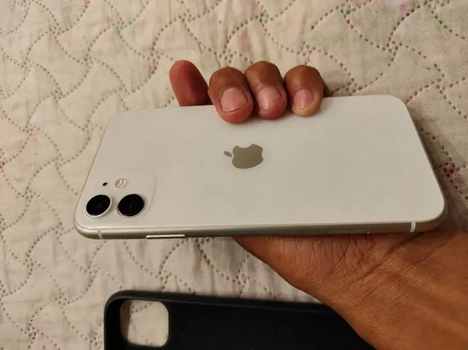 Vende-se se iPhone 11 128 gb