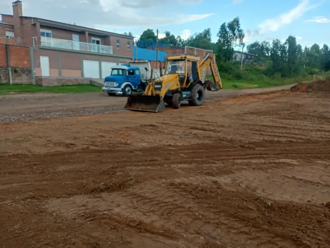 Vendo retro escavadeira randon Rk 406b4x4 ano 2007