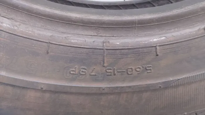 Pneu de Fusca aro 15