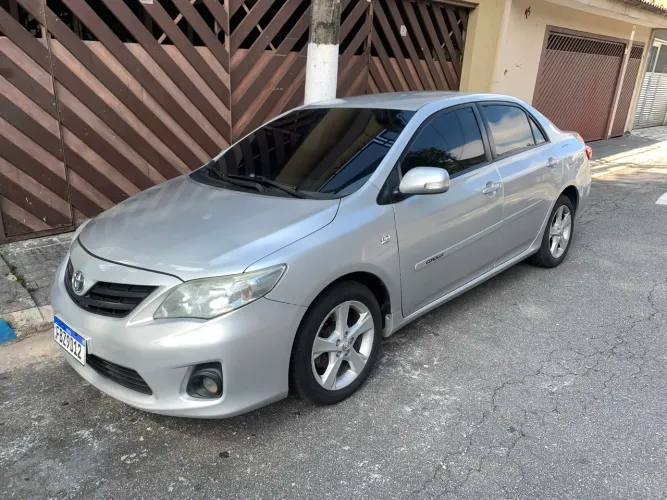 Toyota Corolla XEI 2.0 Flex 16V Aut. 2012