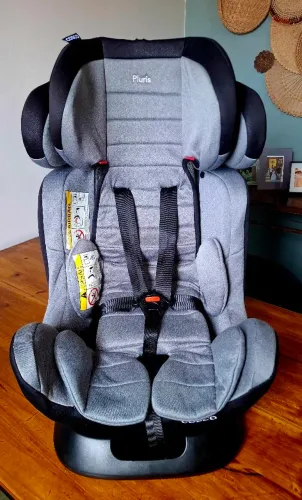 Cadeirinha infantil Cosco Pluris 