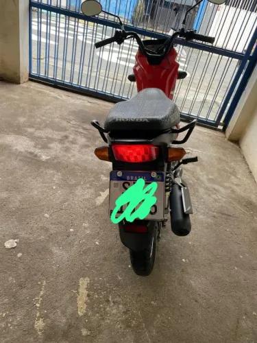 *Honda Pop 110i ES 2025( Impecável )<br>? Honda Pop 110i ES 2025 - Única Dona, 8.960 km