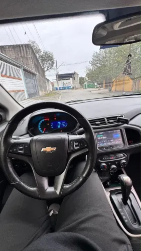 Chevrolet Onix Hatch LTZ 1.4 8V Flex Power Aut. 4P 2015