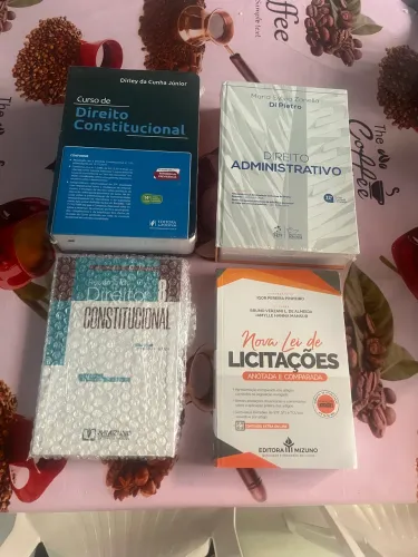 Livros novos direito 