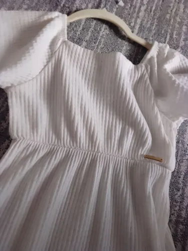 Vestido branco infantil