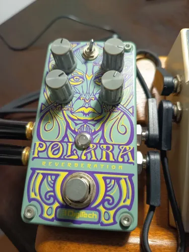 Digitech Polara Reverb (com caixa)