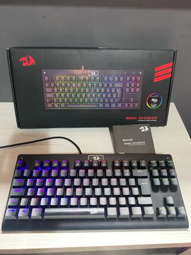 Teclado Mecânico Dark Avenger (Brown Switch)