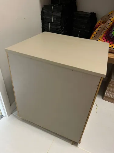 Cômoda 3 gavetas 