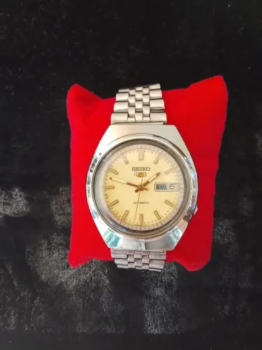 Seiko 5 automático clássico mostrador lume