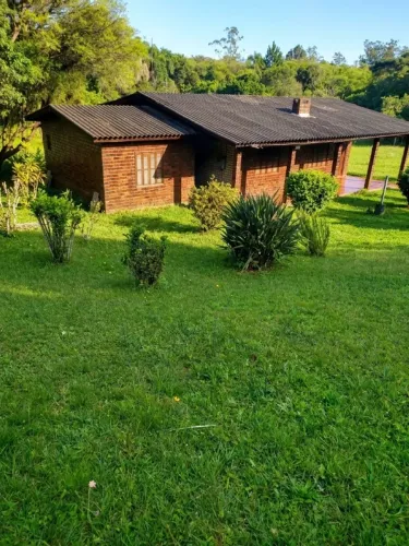 SÍTIO À VENDA - NATUREZA, TRANQUILIDADE E PREÇO IMPERDÍVEL!