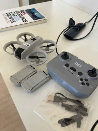 Drone Neo com Câmera e bateria