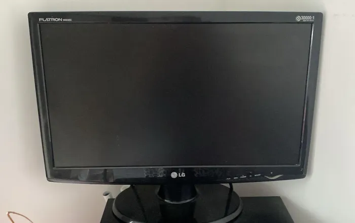 Monitor LG Flatron 22? Full HD W2243C 