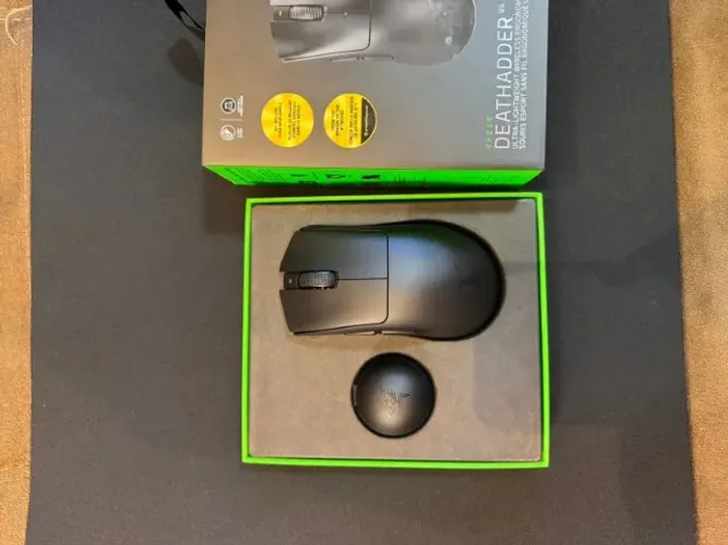 Mouse deathadder v4 pro