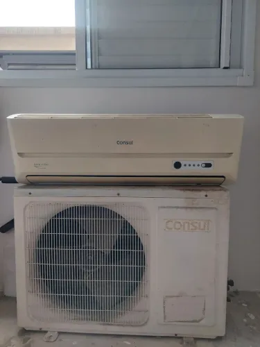 2 ar condicionado Consul: 9000 BTU/h + 12000 BTU/h