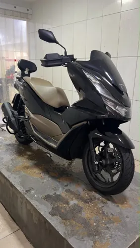 PCX DLX 160cc 2027 TODA EQUIPADA COM ACESSÓRIOS