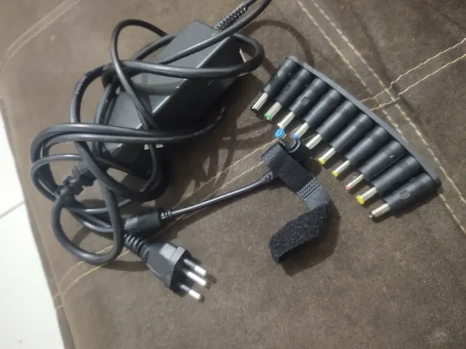 Carregador com adaptador