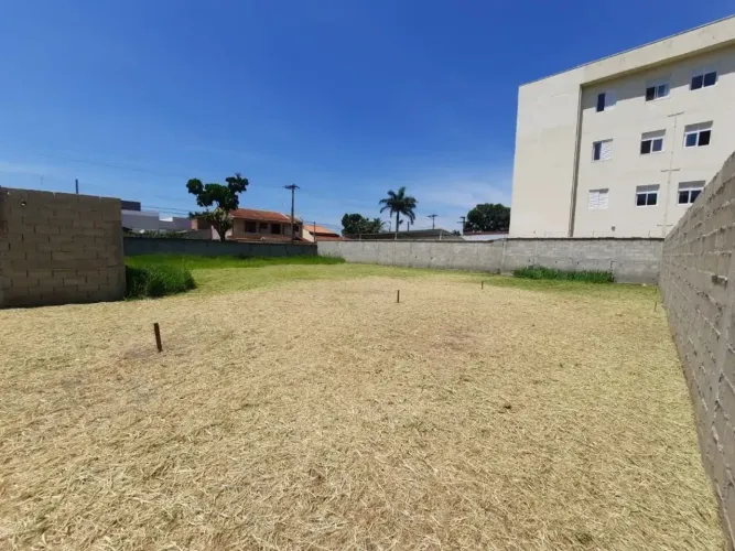 Terreno para alugar, 700 m² por R$ 4.250,00/mês - Parque São Luís - Taubaté/SP