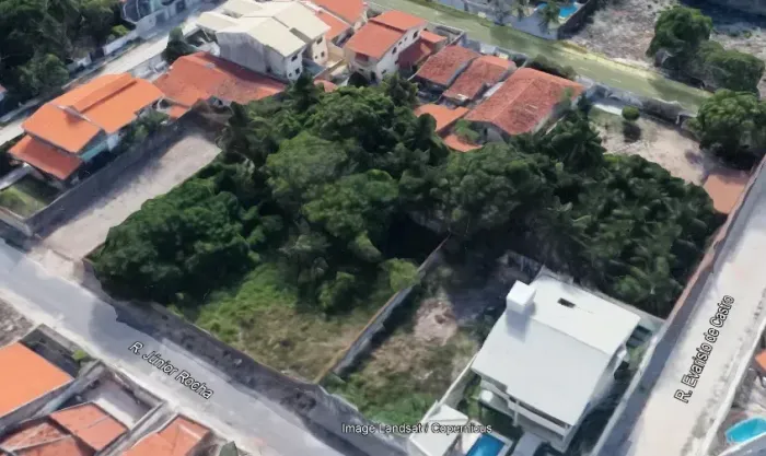 TERRENO EXCEPCIONAL COM 871 m² NO LUCIANO CAVALCANTE 26,40 M DE FRENTE
