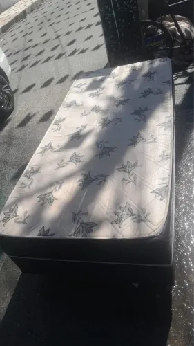 Cama solteiro