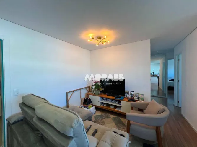 Apartamento com 2 quartos, sendo 1 suíte, à venda, 67 m² por R$ 630.000 - Residencial Insi