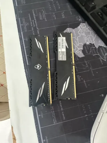 Memória ram ddr4 16gb (2x8) 3200mhz 