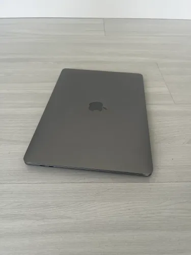MacBook Pro M2 A2338 sem placa mãe resto ok