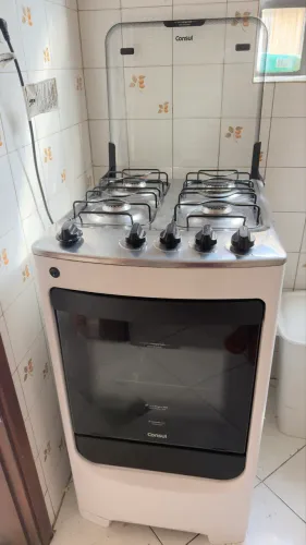 Fogão Consul 4 bocas piso branco