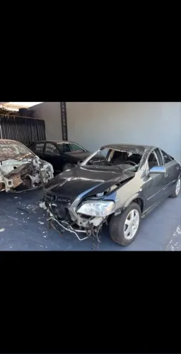 Sucata retirada de peças Chevrolet Astra sedan 2007/2008