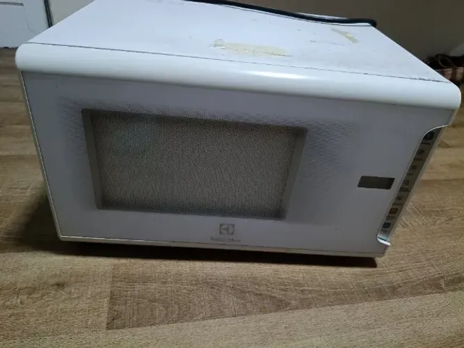 Micro-ondas Electrolux 31 litros 