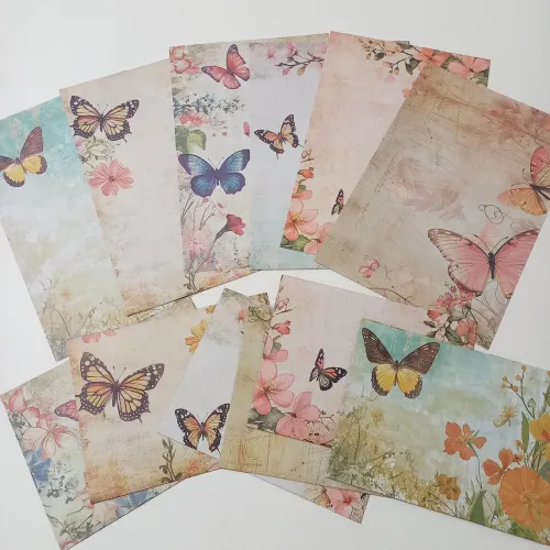 Conjunto de 10 papéis de carta e 10 envelopes tema borboleta <br>R$35,90