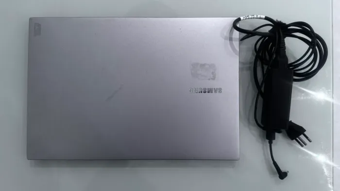 Notebook Samsung Book X30 i5 10Th 8Gb RAM 1TB HD