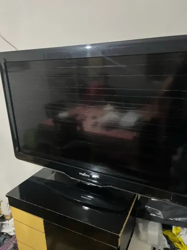 Televisão para retirar peças 