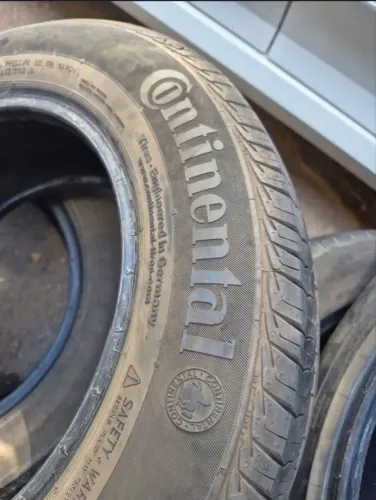 Pneu continental 175/65/14