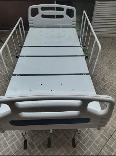 Cama hospitalar bom estado