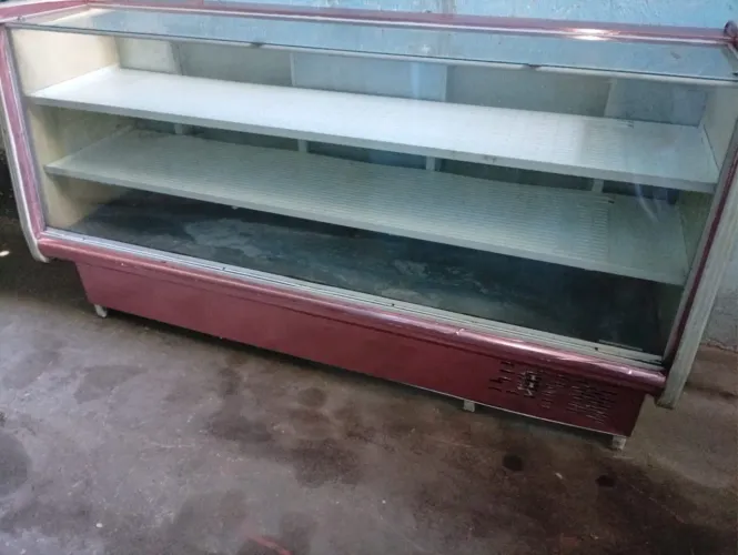 Balcão expositor refrigerado usado conservado c garantia marca polar medida 2mts 127v