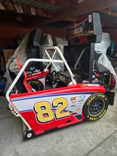 Arcade fliperama corrida jogo Nascar 